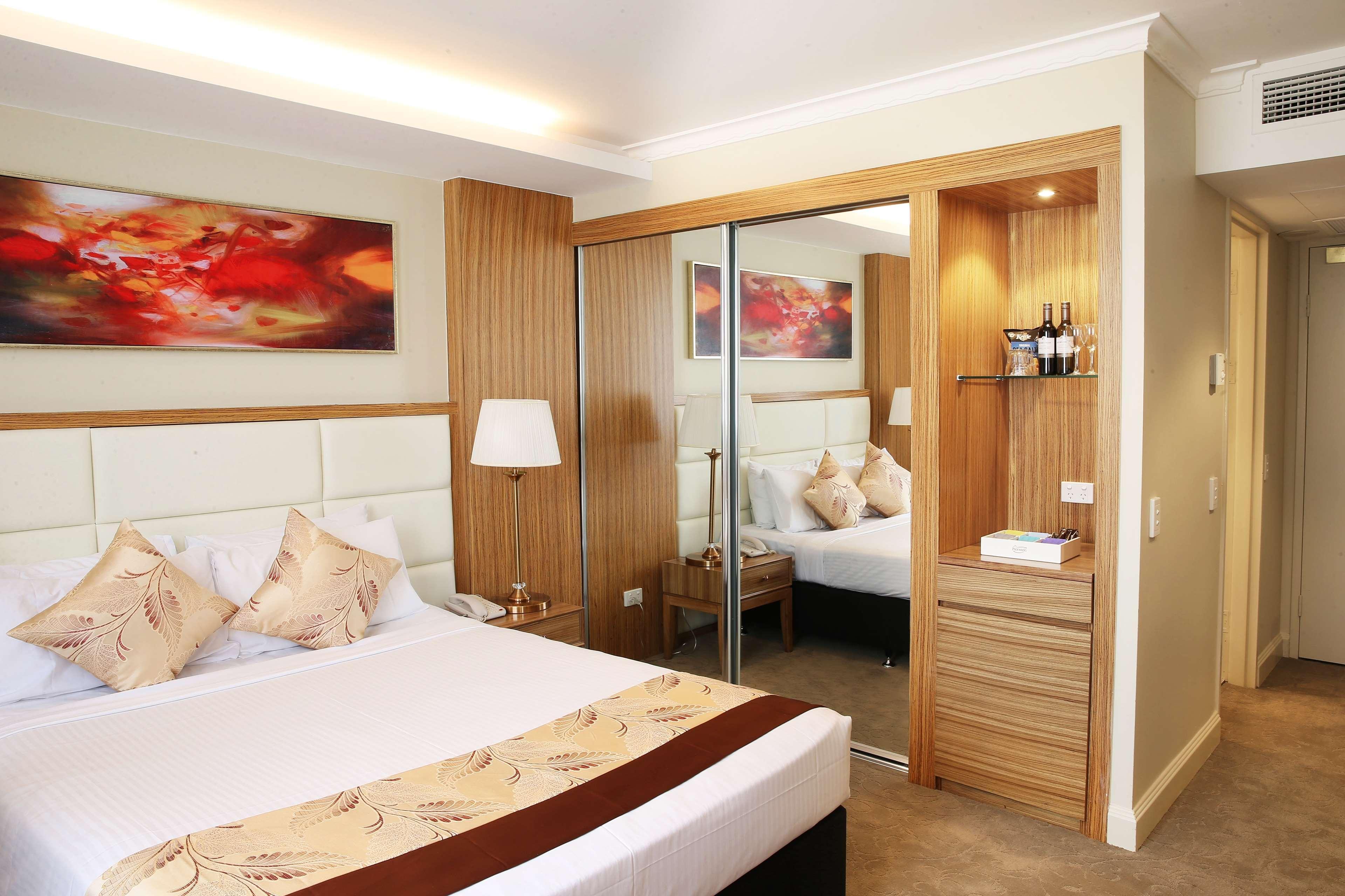 Hotel Diana Brisbane Luaran gambar